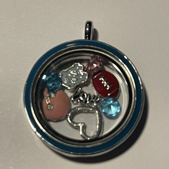 North Carolina Tar Heels NCAA Memory Charm Locket w/ 22 IN chain NEW - Picture 2 of 4
